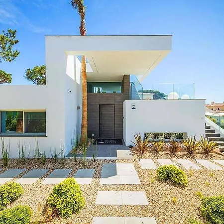 וילה Vale Do Garrao Sleeps 8 With Pool Air Con And Wifi ואלה דה לובו